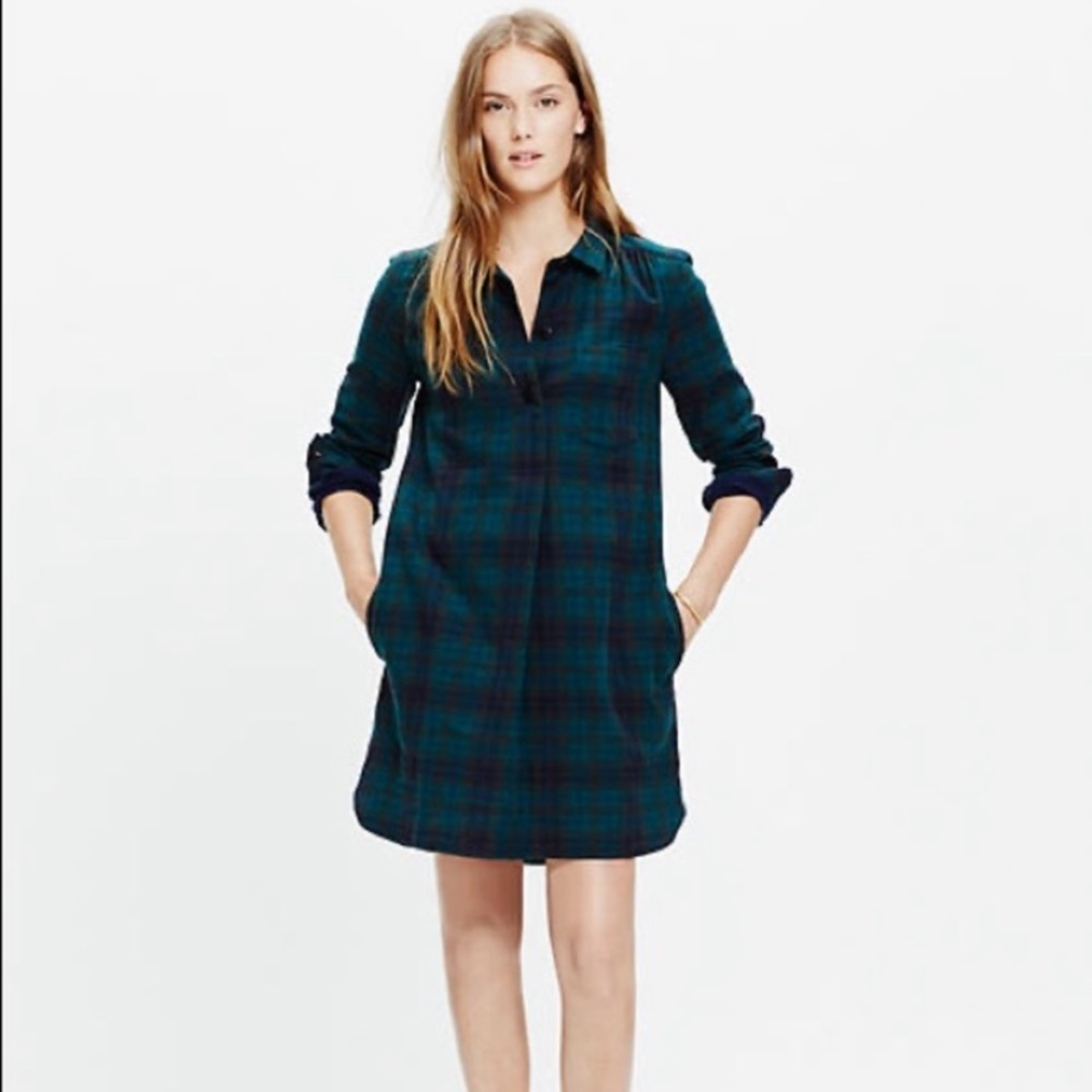 MadeWell Latitude Green Plaid Long Sleeve Buttoned Shirt Dress